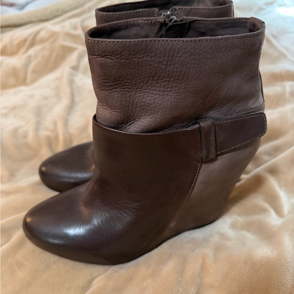 Vince Brown Garren Leather Ankle Boots 8M